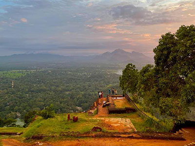 Day Trips from Kandy to Sigiriya with Village Experiences
