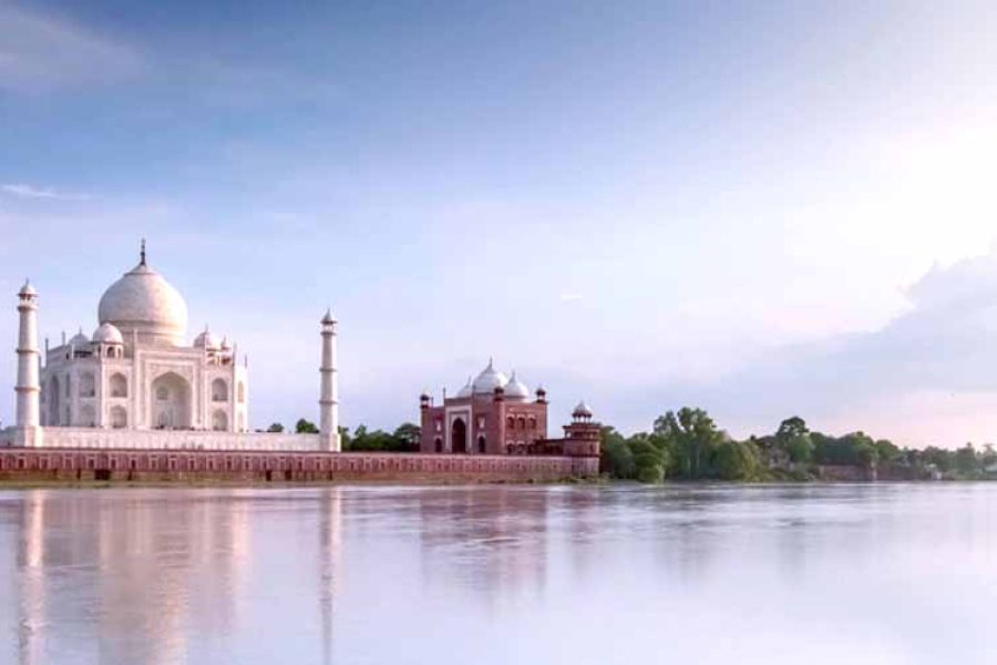 Taj Mahal Tour by Train