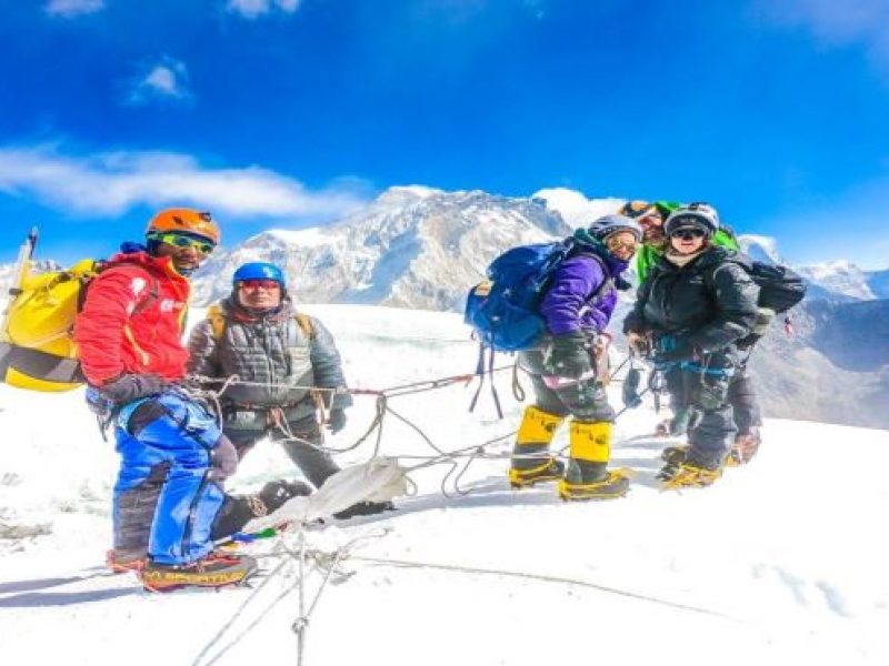 Lobuche Peak Climbing With Everest Base Camp